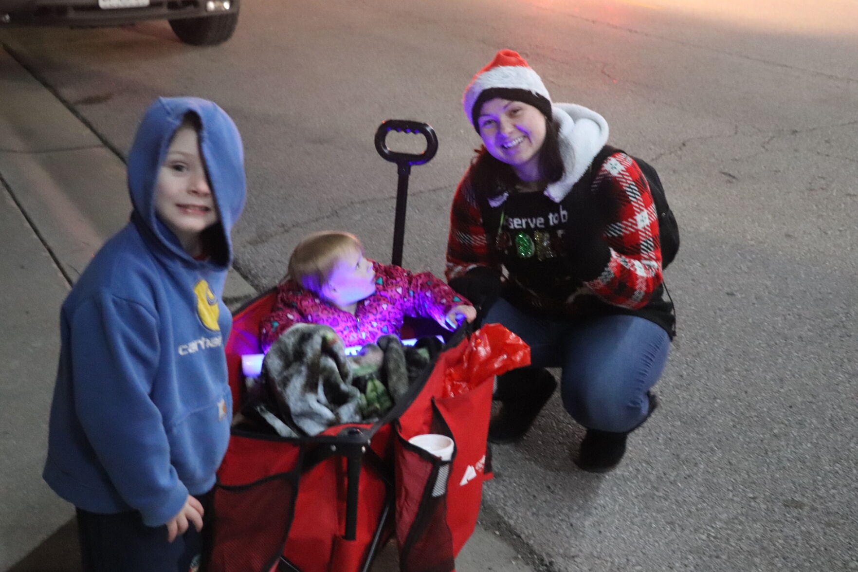 121121StClairChristmasParade2.JPG